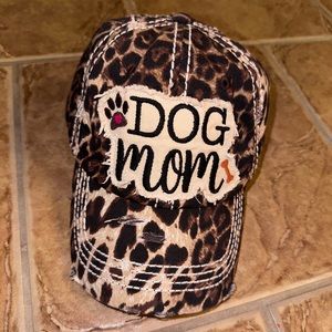Cute hat for the all dog moms